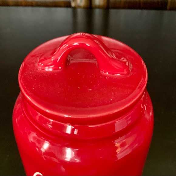 Rae Dunn COCOA Red Baby Canister with Flat Lid - Picture 4 of 11